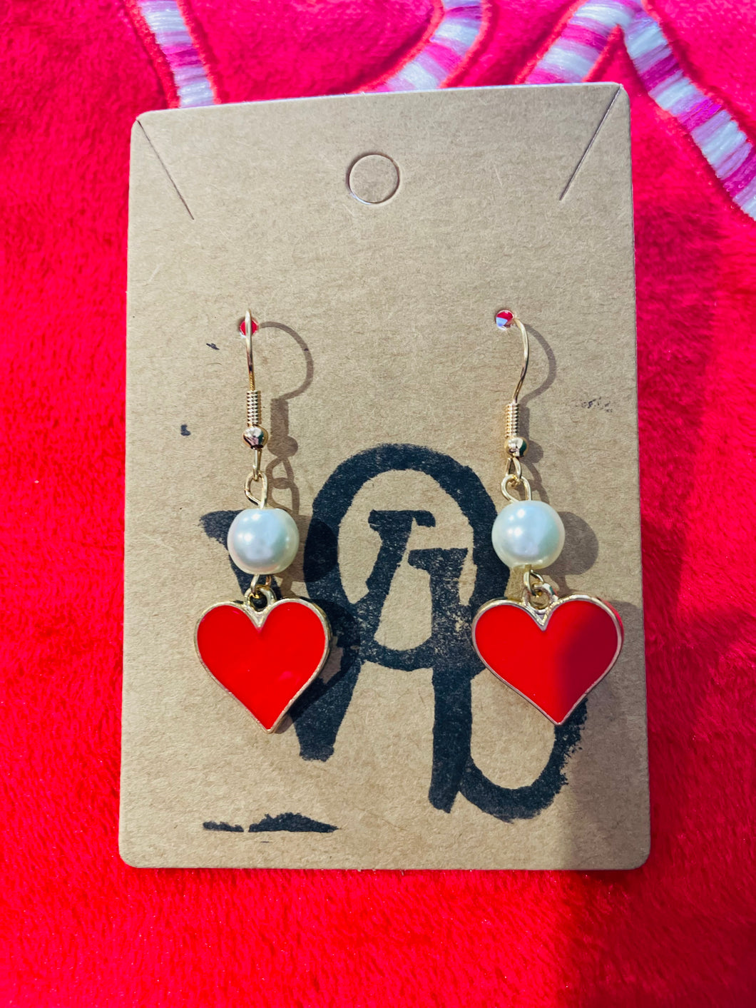 1 Pearl Heart Earring