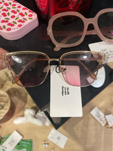 Load image into Gallery viewer, Cute sunglasses