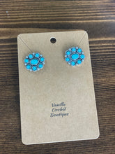 Load image into Gallery viewer, Turquoise earrings