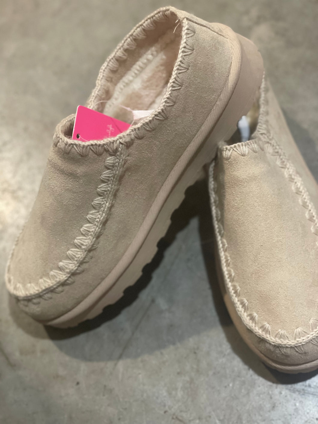Whip stitch shoe