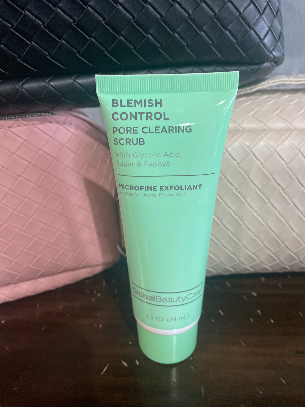 Blemish control pore clearing scrub